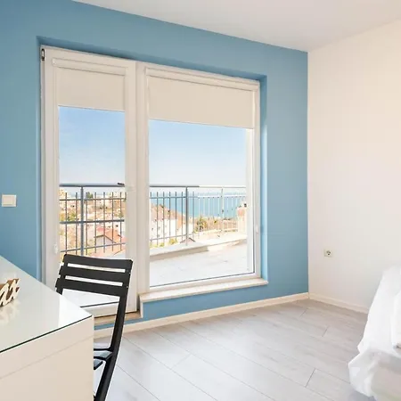 Lägenhet Blue Horizon Sea View 1br Varna