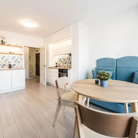 Apartment Blue Horizon Sea View 1br Warna